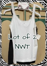 NWT 2 One Size Lace Light Control Seamless Shaping Camis White and Black Plus