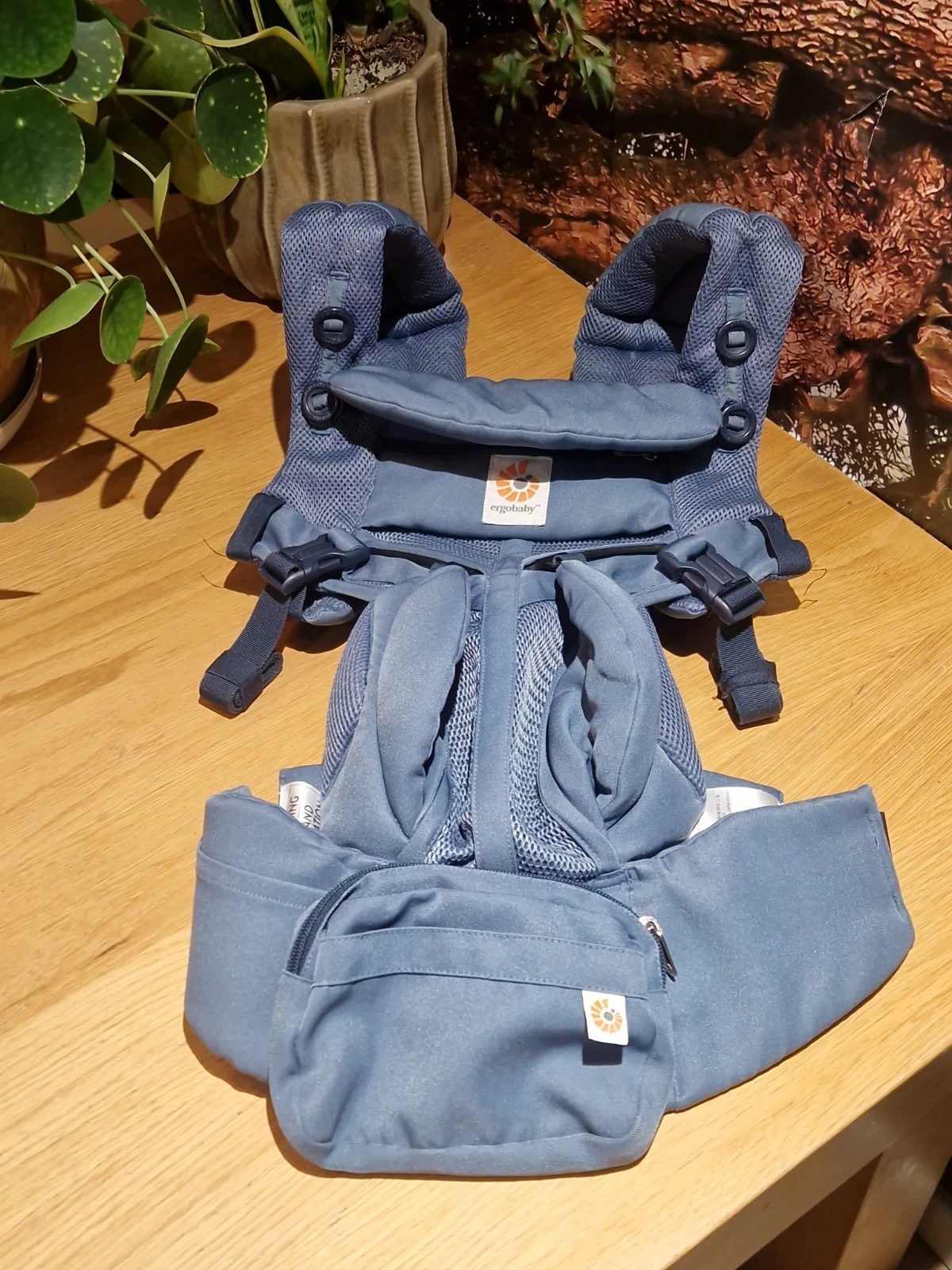 Ergobaby Omni 360 Cool Air Mesh Baby Carrier Oxford Blue