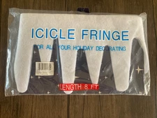 Vintage Christmas Holiday Decorating Icicle Fringe Trim New Sealed 8 Feet NIP