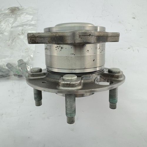 2021-2025 CHEVROLET TRAILBLAZER FWD REAR LEFT SIDE WHEEL HUB BEARING OEM - Picture 3 of 11