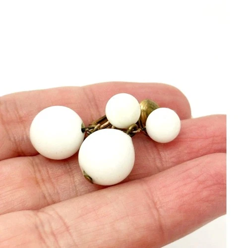 Vintage CASTLECLIFF Milk Glass Dangle Earrings – 1960s White Beads Minimalist