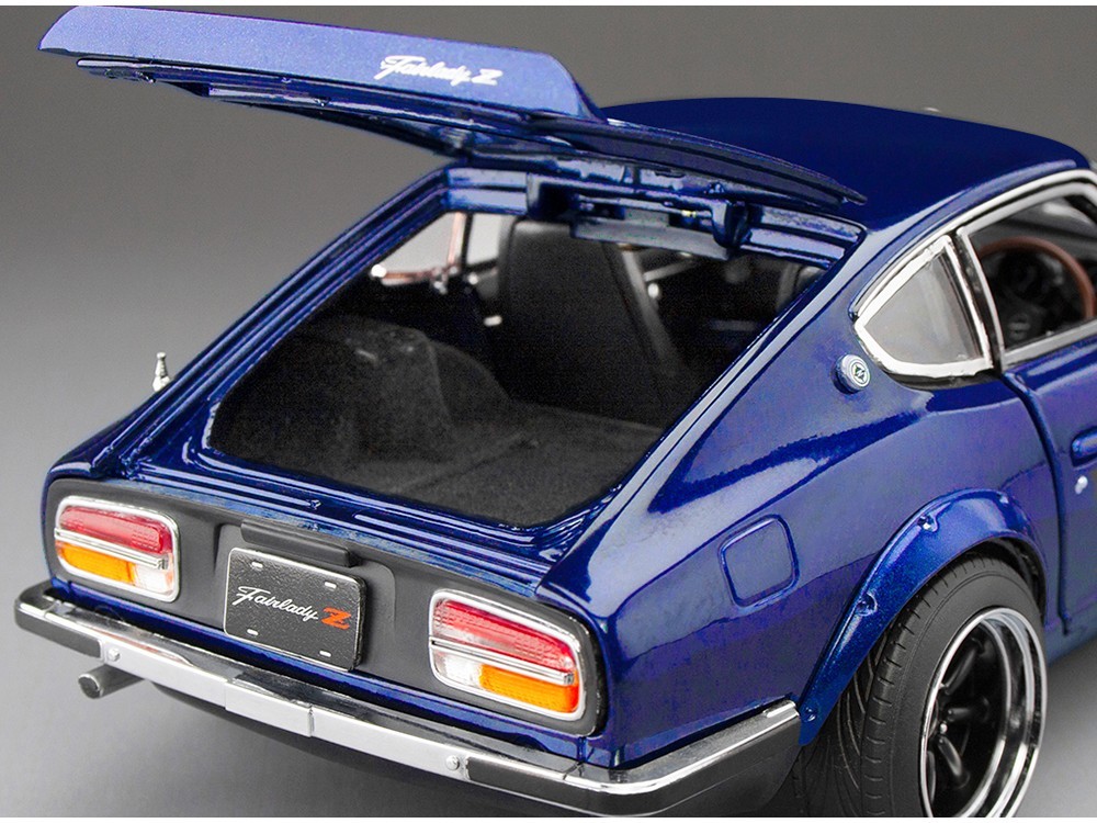 1970 NISSAN FAIRLADY Z (S30) RHD MIDNIGHT BLUE 1/18 DIECAST BY SUN