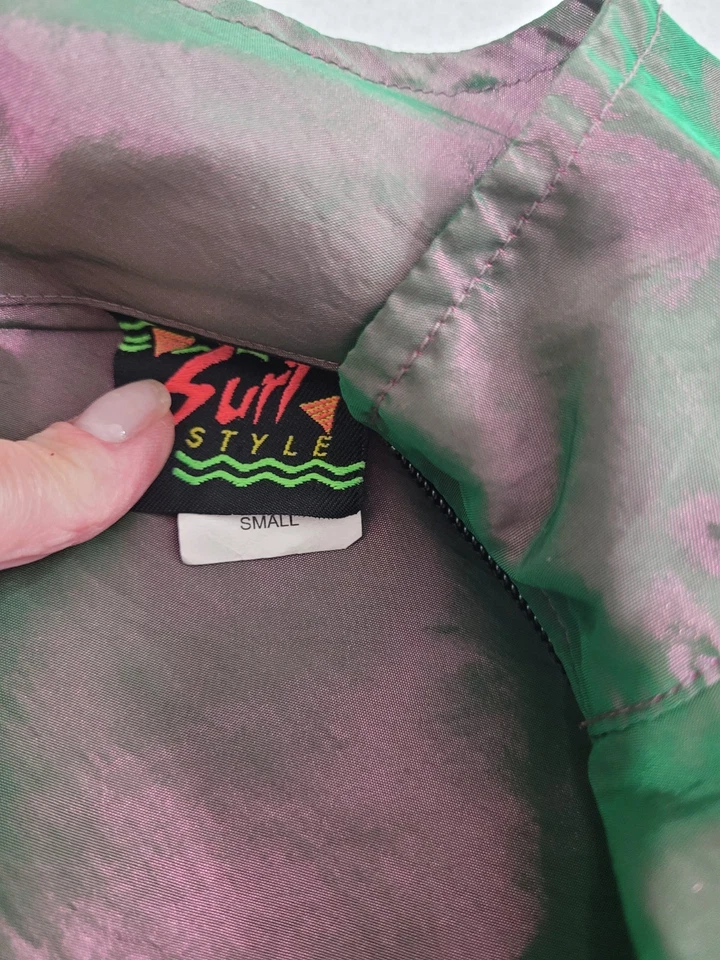 Surf Style Windbreaker Mens Small Pullover 1/4 Zip Metallic Gray Retro. - Image 4 of 4