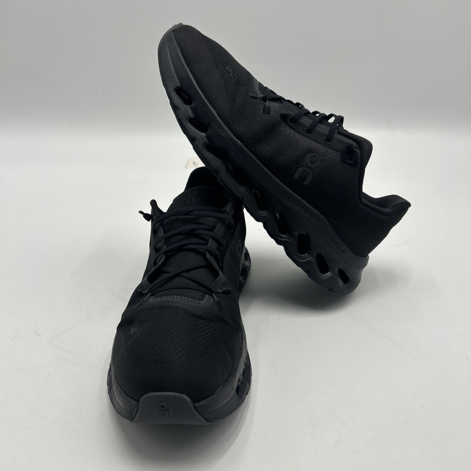 OnCloud Cloud Tilt  Black Running Exercise Shoes … - image 1