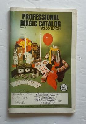 1980 D. Robbins & Co. Professional Magic Catalog No. 1