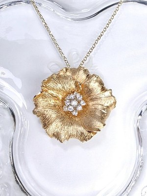 STAUER funkelnde florale Halskette 18 Karat Gelbgold veredelt 0,925 Sterlingsilber
