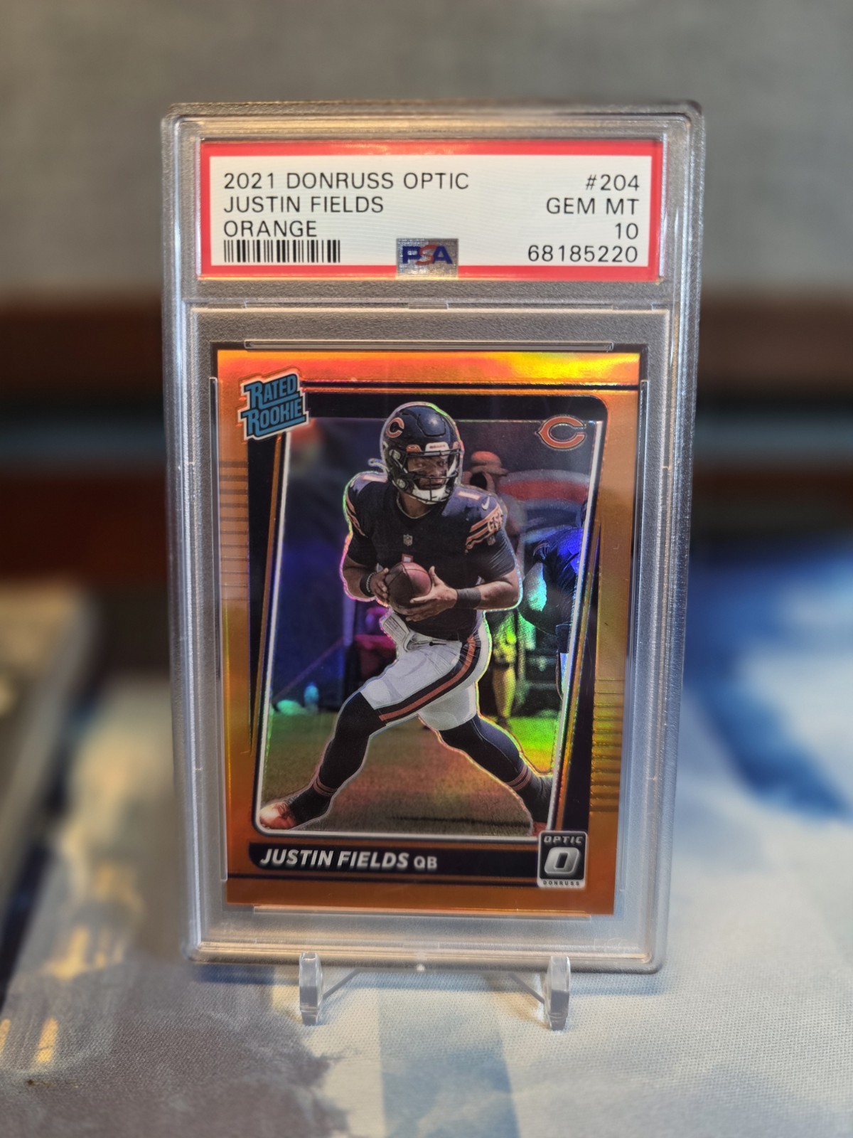 2021 Donruss Optic - Rated Rookie Justin Fields #204 Orange Prizm /199 PSA 10