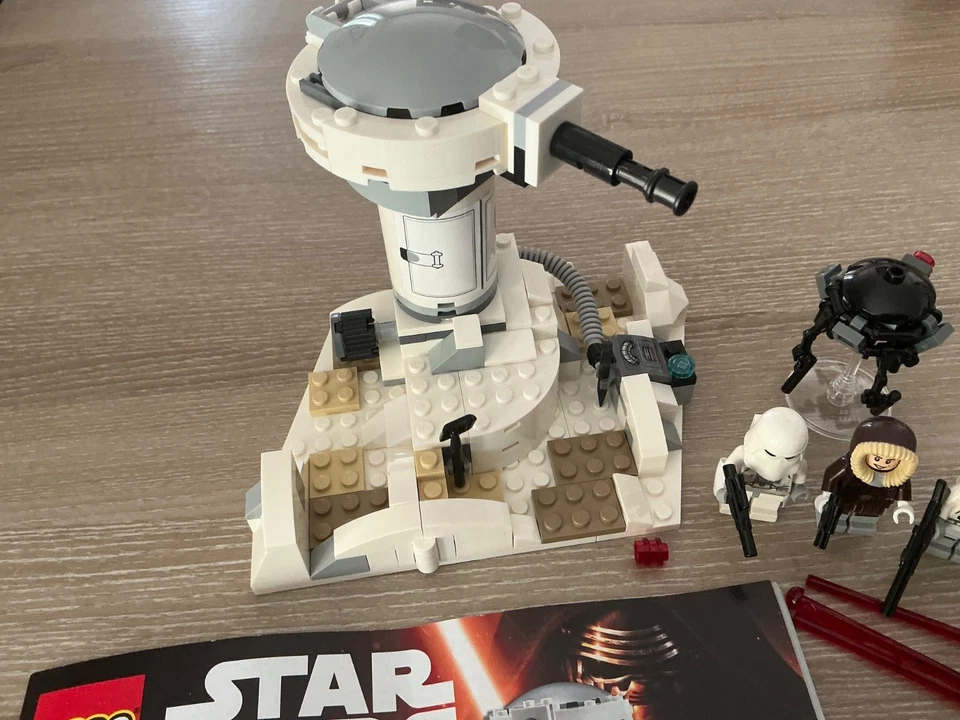 LEGO Star Wars 75138 Hoth Attack, photo 4 sur 4