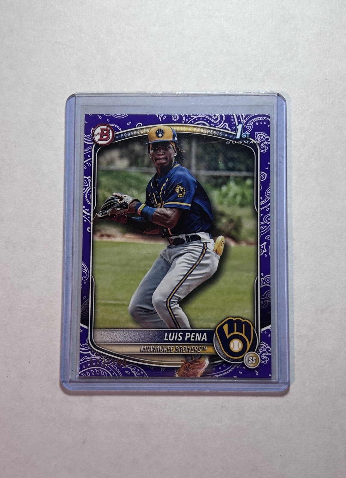 Luis Pena 2025 Bowman 1st Bowman Purple Pattern /199 Brewers