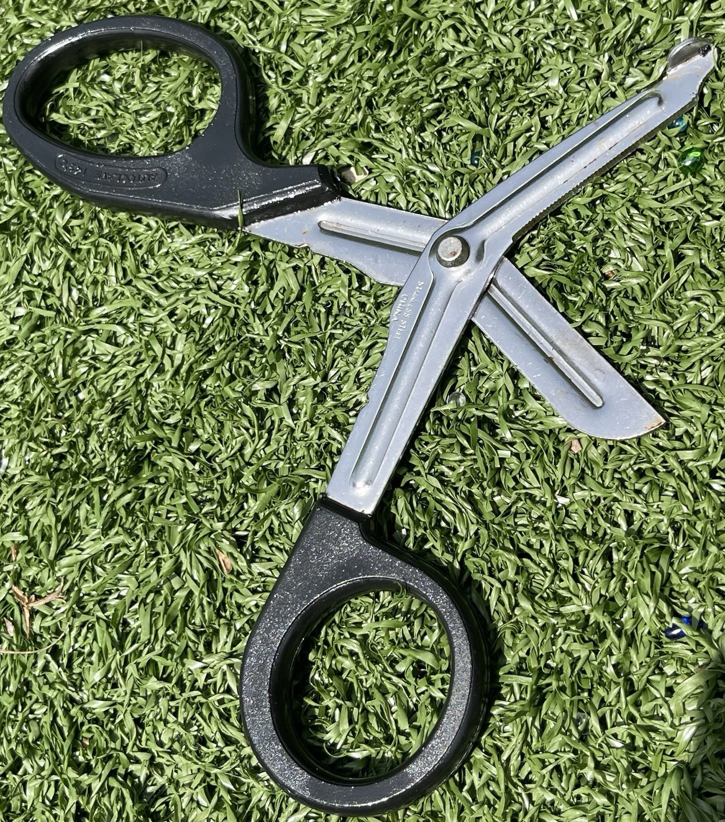 EMT Trauma Shears 7.75” Medical Bandage Scissors Autoclave 140°C Stainless