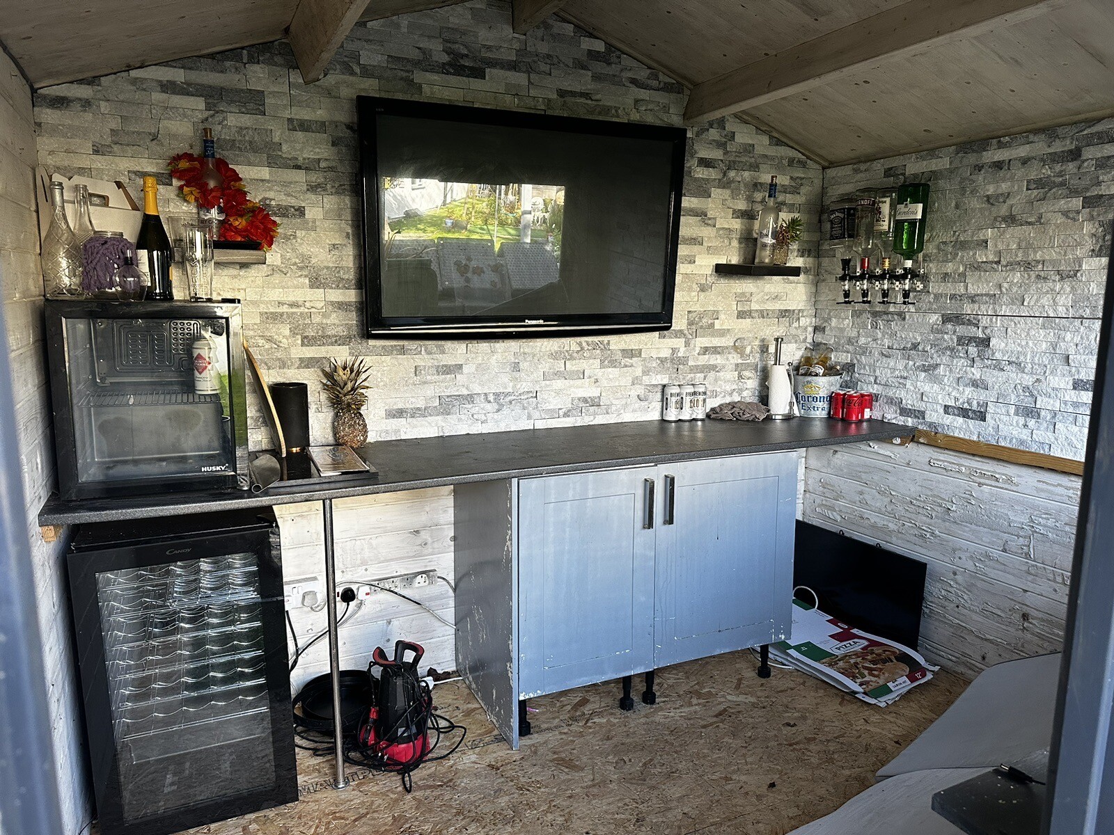 Summer house, used. eBay