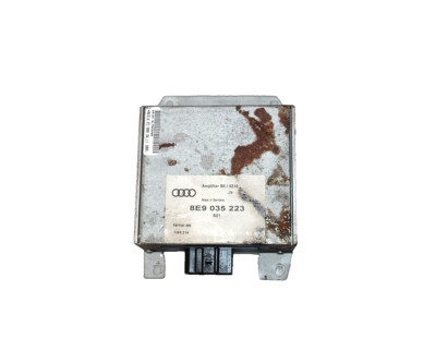Audi A4 8E  AUDIOSYSTEM Verstärker Steuergerät 8E9035223 J038