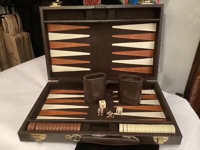 INCREDABLE AUTHENTIC LEATHER BROWN & WHITE BACKGAMMON SET MUST SEE NR