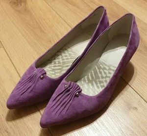 clarks heels purple