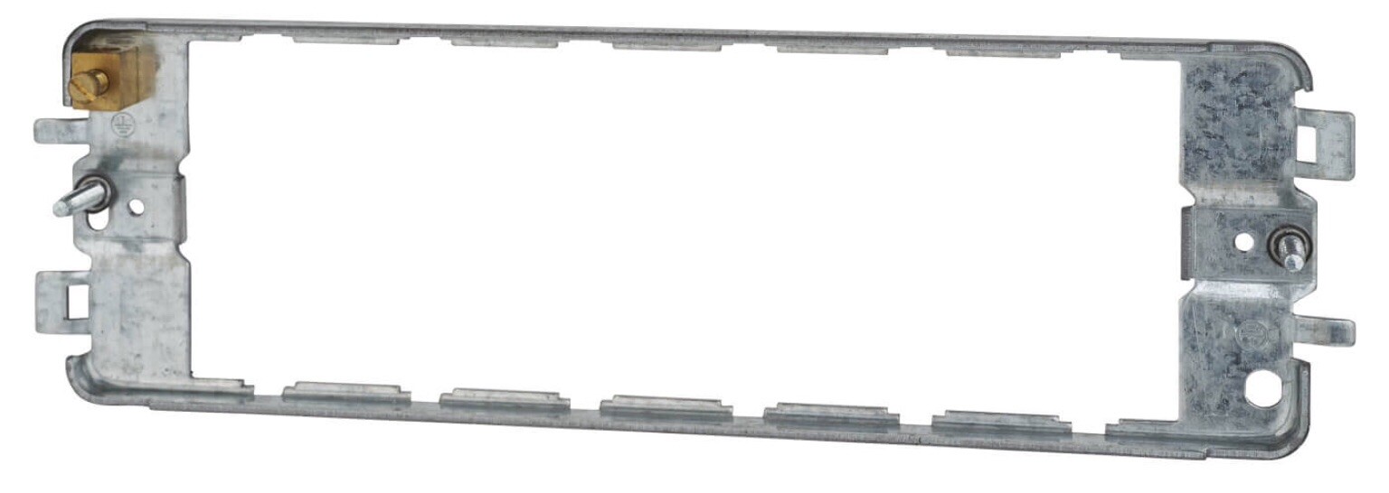 MK Grid Plus 6W Grid Yoke 6 Module K3706