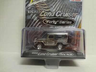Johnny Lightning 1980 Toyota Land Cruiser Chrome Forty Series MiJO