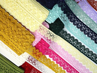 Mehrfarbige Gänseblümchen Spitzenborte 35 mm 2 Yards Blumen Guipure Band Nähen Handarbeit Kleid