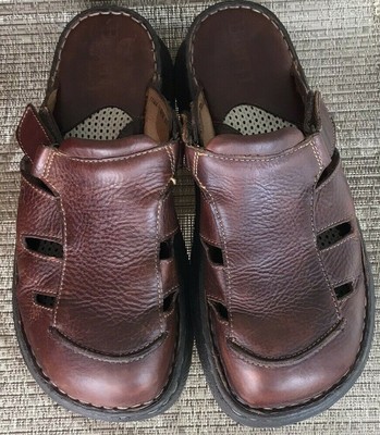 born mens clogs