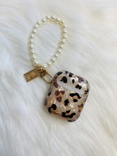 Leopard Print Apple AirPods 2 1 Plastic Hard Case Protector Full Cover Keychain