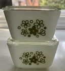 Set of 2 Vintage Pyrex Spring Blossom Green 501B Refrigerator Dish 1.5 Cup W/Lid