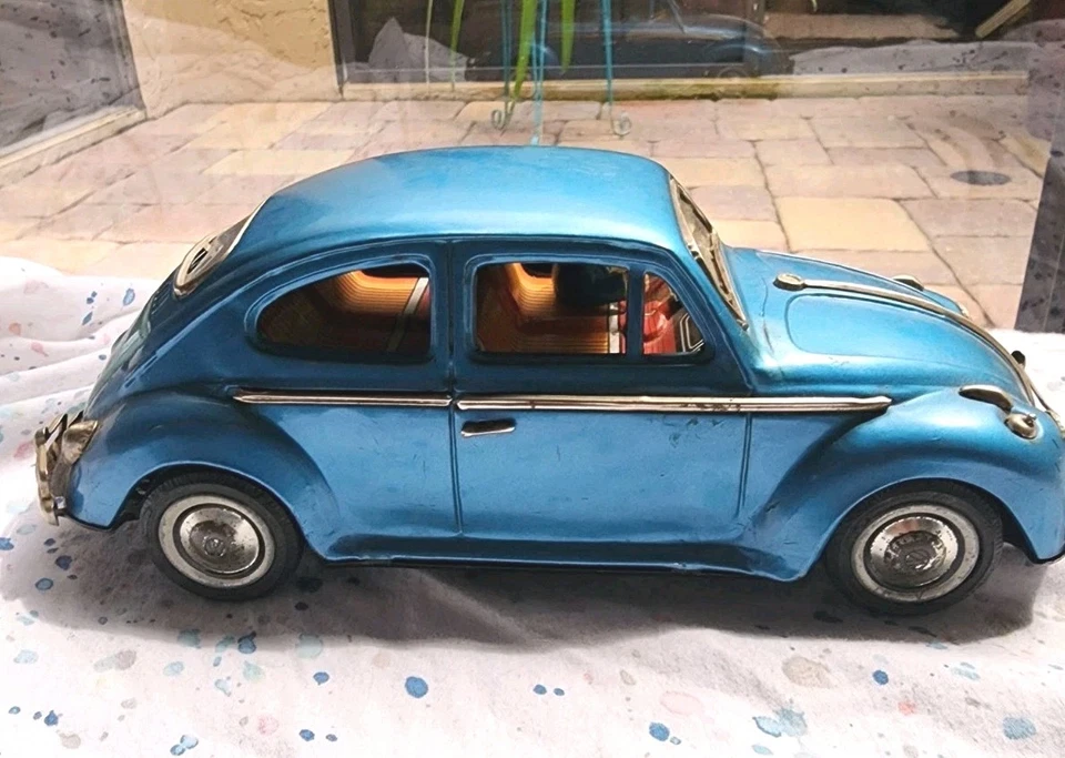 De colección Bandai Funciona con Pilas Azul Volkswagen Hombre Drive Luz Motor Funciona Verde Foto 2 de 4