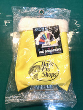 ancien gant grattoir à glace Bass Pro Shops