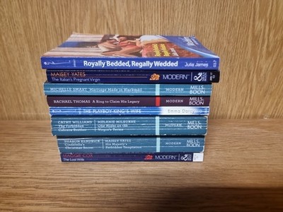 Mills and Boon Modern 8 Book Bundle (16t)