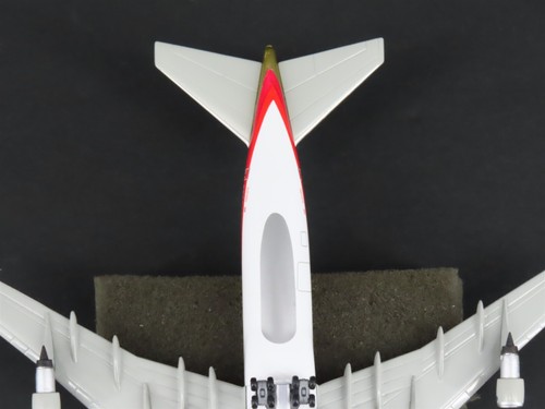 1:400 Scale Dragon Wings 55136-03 Die-Cast Continental Boeing B747-143 Aircraft - Picture 8 of 16