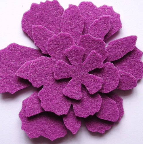 100% WOOL FELT DIE CUT FLOWERS/APPLIQUE/4 FLOWER SHAPES TO LAYER /COLOUR CHOICES - Picture 34 of 54