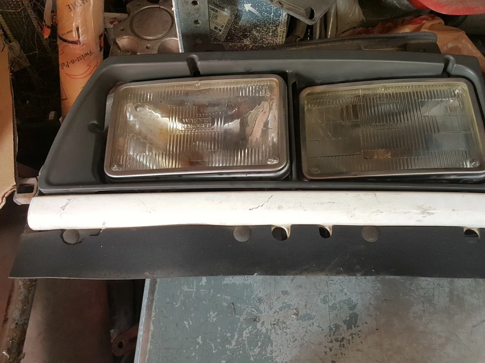 Headlights with door and backing - LH Fit: 95-05 Isuzu NPR NRR, GMC W4000 - Image 2 of 4