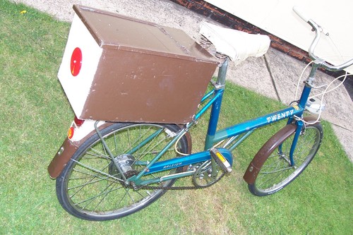 Vintage Ladies Raleigh Twenty shopper bicycle Barn Find - Picture 7 of 9
