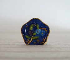 ✨Fève assiette LONGWY  - Collection fleur bleue Thérèse d'Encausse 2015