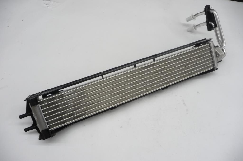 2017-2019 Rolls Royce Phantom RR11 Transmission Oil Cooler 17118655758 OEM A1