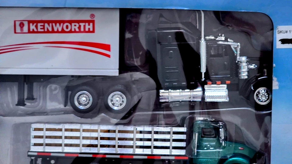 NewRay Kenworth Farm Store Playset – Semi Truck, Pickup, Forklift, Accessories - Image 4 of 4