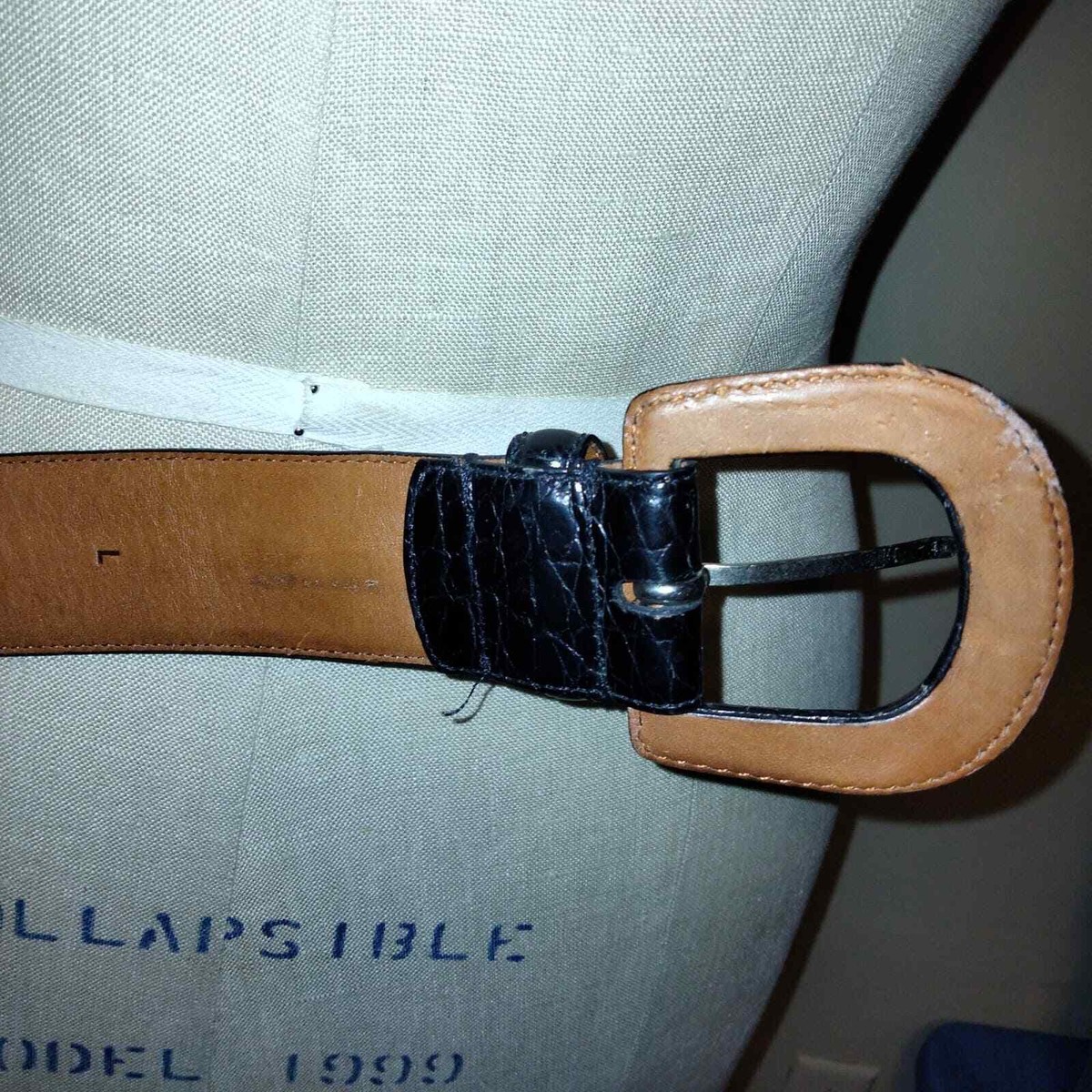 Vtg Ralph Lauren Small Black Reptile Embossed Leather Belt Silver Plate 30” Vintage Lauren Ralph Lauren Wide Black Croc-embossed Italian  main image 2