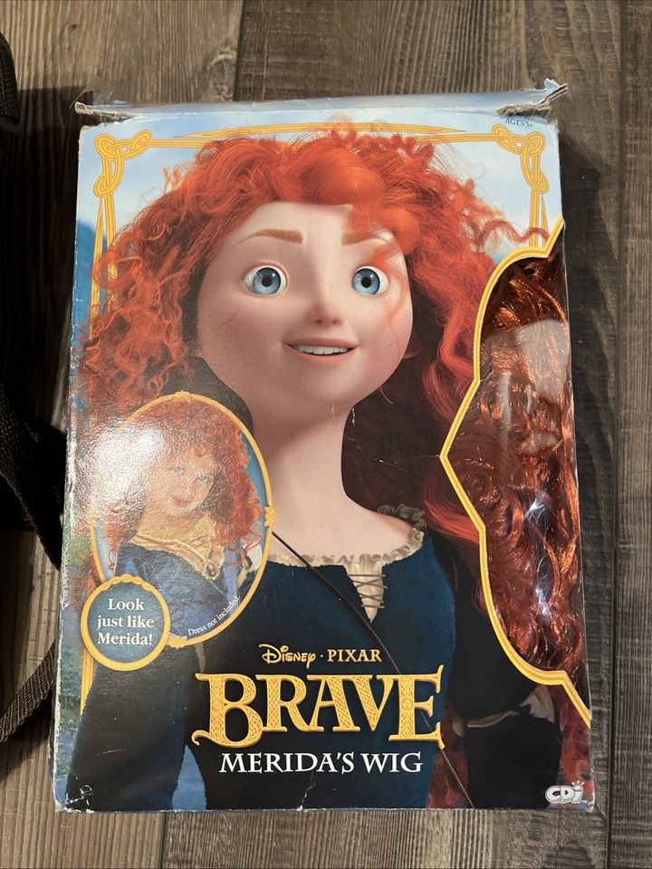 Exclusivo Juego de Tiro con Arco y Peluca Brave Mérida Arco Flecha Carcaj Valiente Usado Foto 2 de 4