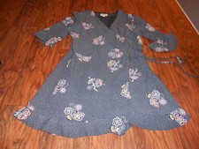 Ann Taylor Loft womens wrap dress size 6 MINT cond skort