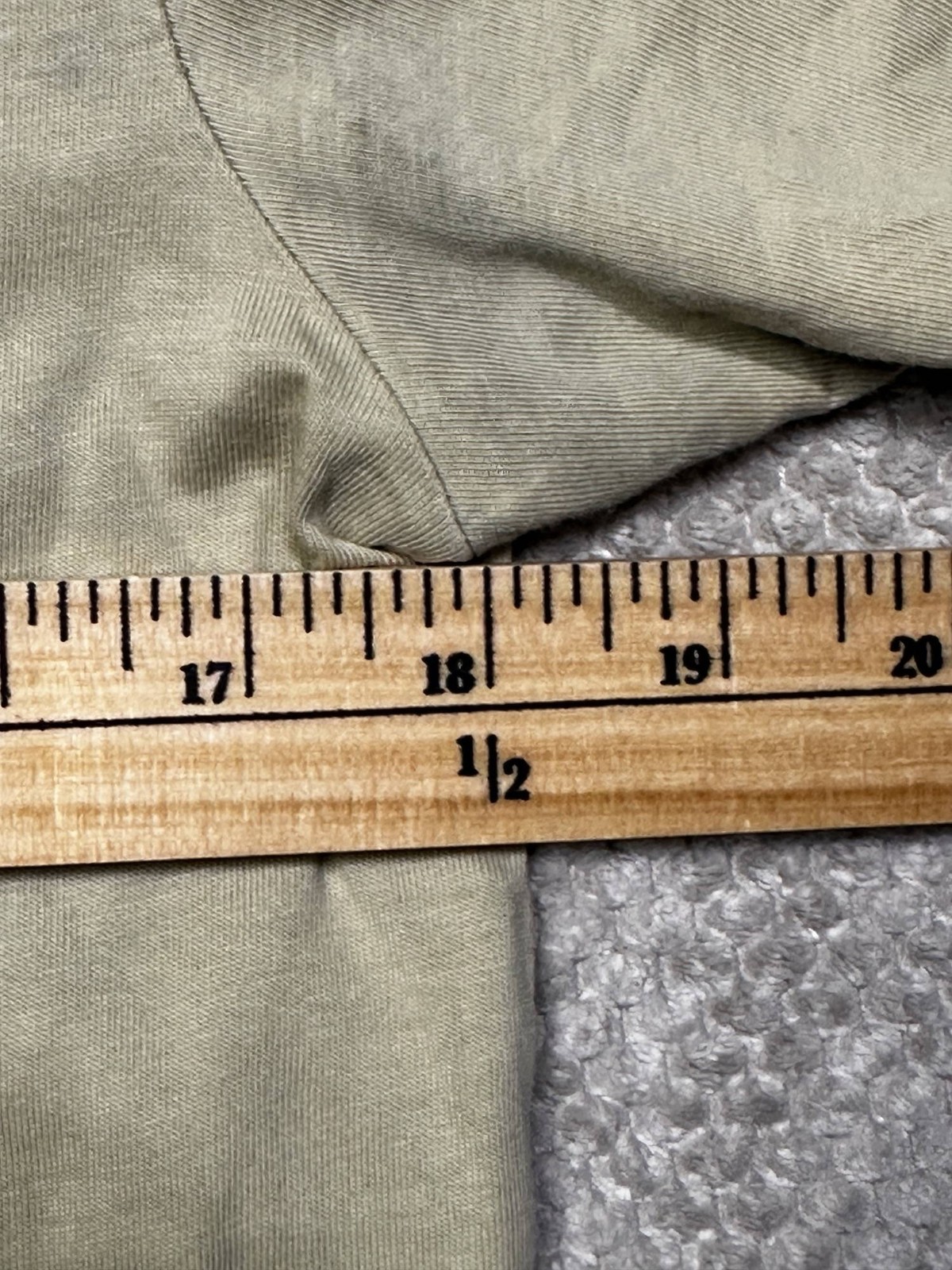 The North Face Men’s Short Sleeve Crew Neck T -Shirt Logo Beige Small image 5
