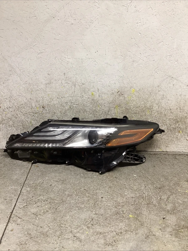 2018-2024 Toyota Camry LEFT LH DRIVER SIDE HEADLIGHT OEM BLACK TRIPPLE BEAM
