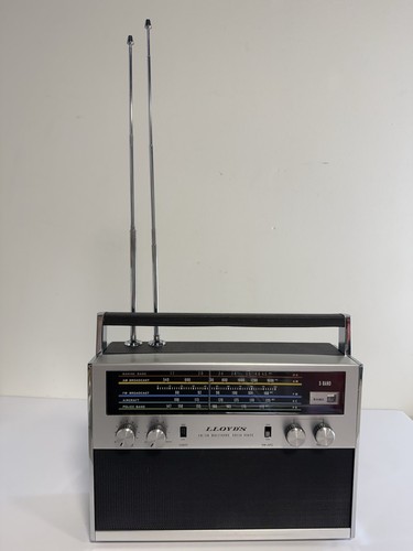 Vintage Loyds Solid State Radio 8N55 AM/FM Multiband 1969 tragbar NEU RAR - Bild 15 von 22