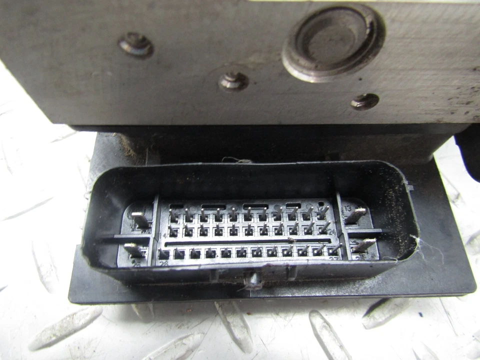 2012-2017 GMC ACADIA АНТИБЛОКИРОВОЧНЫЙ ТОРМОЗ ABS OEM - Изображение 4 из 4