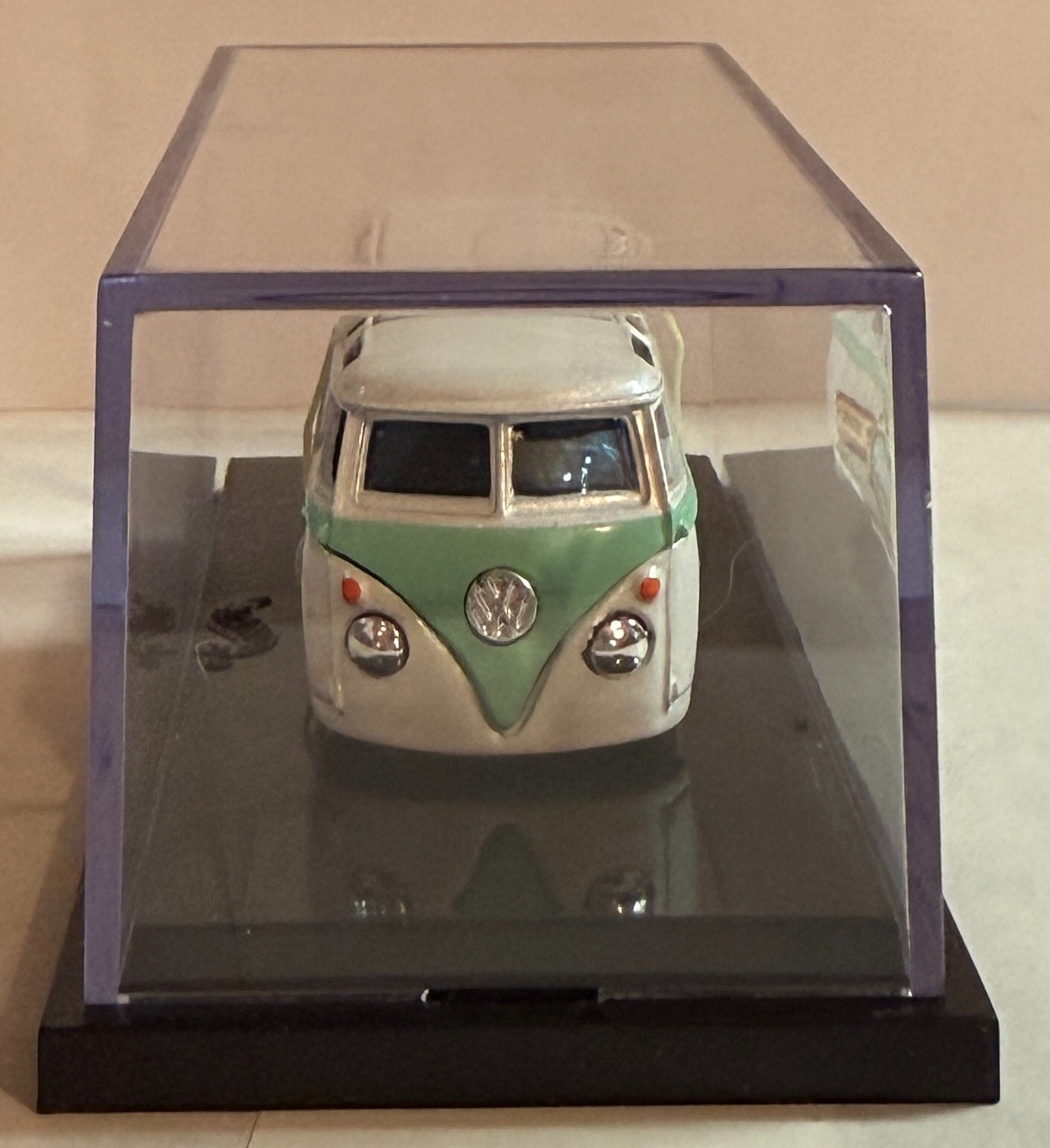 Picture 2 of 4