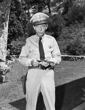 Don Knotts as BARNEY FIFE THE ANDY GRIFFITH SHOW Picture Photo Print 5"x7"