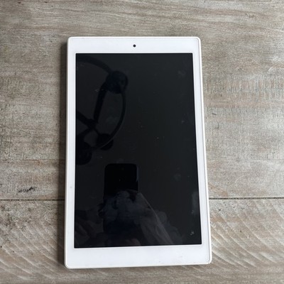 Amazon Kindle Fire HD 10 9th Gen M2V3R5 White 2GB RAM 32GB Storage Wi-Fi Tablet