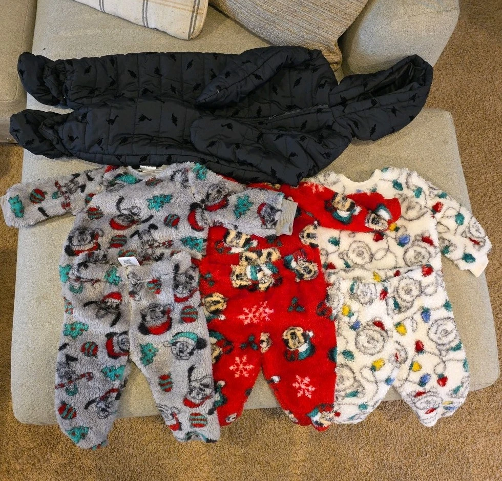 12 Month Winter Jump Suit & Clothes Boys Or Girls. 9-12 Month Snow 4 Sets LOT