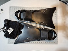 Indigo Industries TAC Dive Fins   Size Medium   Brand New