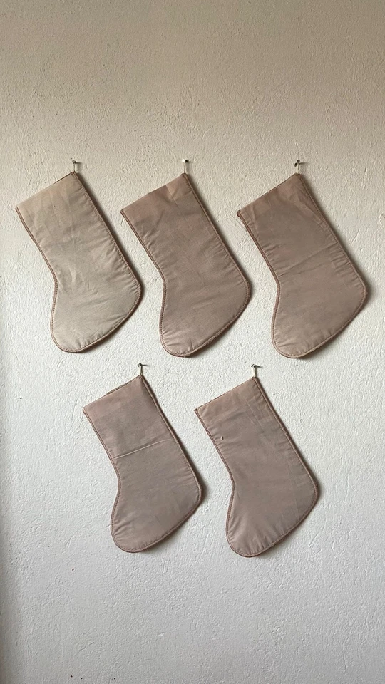 Medias florales apagadas: alfombra vintage tejida a mano, decoración boho terrosa, beige y salvia Foto 2 de 4