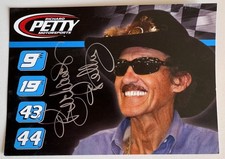 Richard Petty Cards and Autographed Memorabilia Guide 18