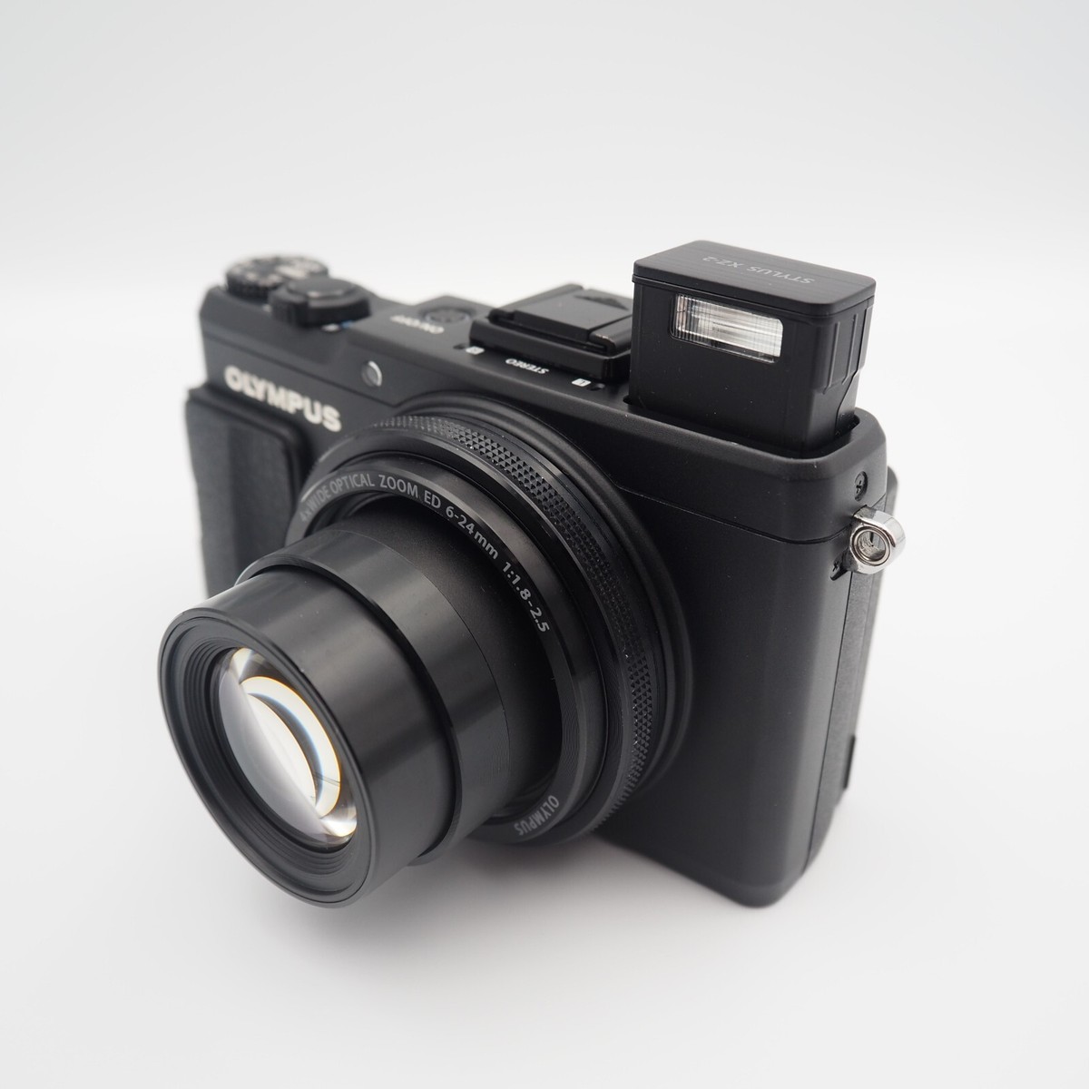 N.MINT] OLYMPUS Stylus XZ-2 Black 12.0MP Camera w/New battery