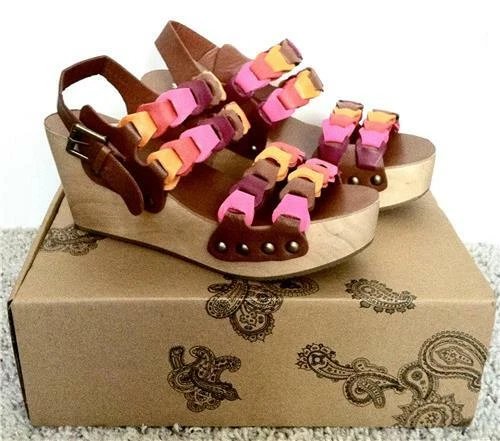 NUEVO EN CAJA Urban Outfitters Cuero Lazo Madera Cuña por Ecote Talla 8M Foto 2 de 4